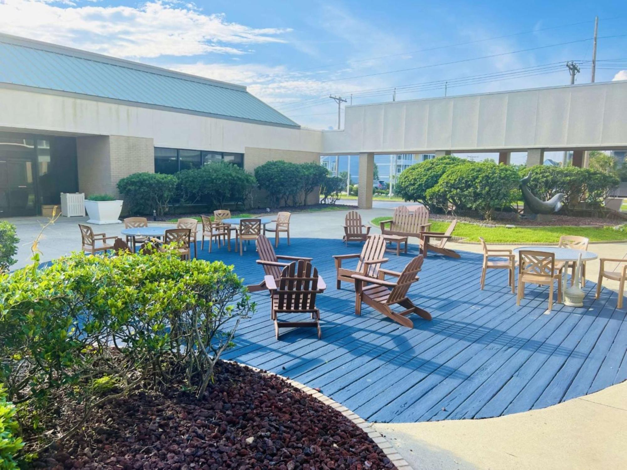 Doubletree By Hilton Atlantic Beach Oceanfront Exterior photo