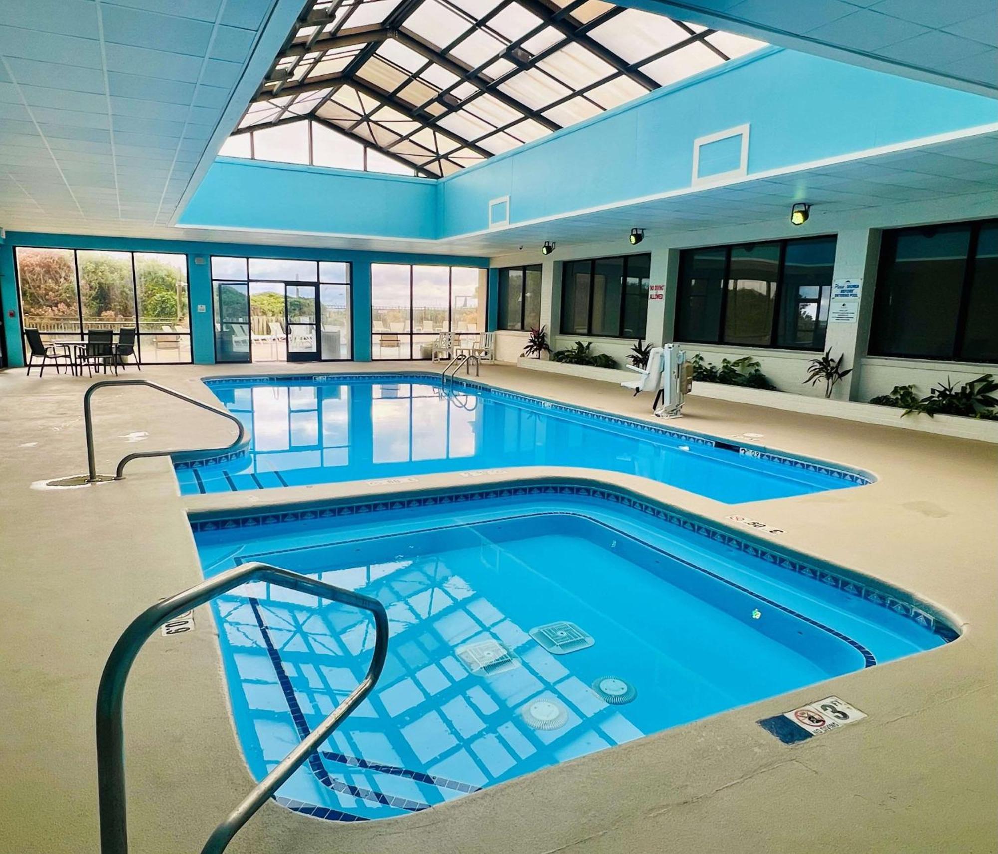 Doubletree By Hilton Atlantic Beach Oceanfront Exterior photo